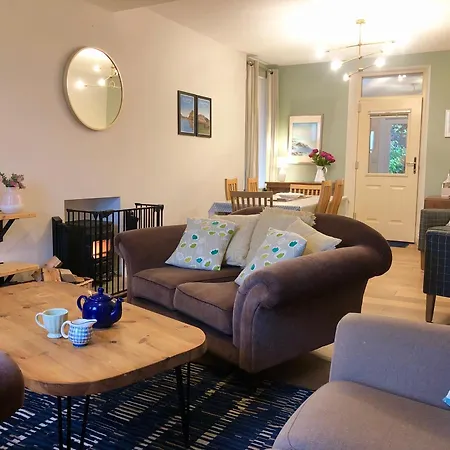 Nyaraló Laurel Bank House *